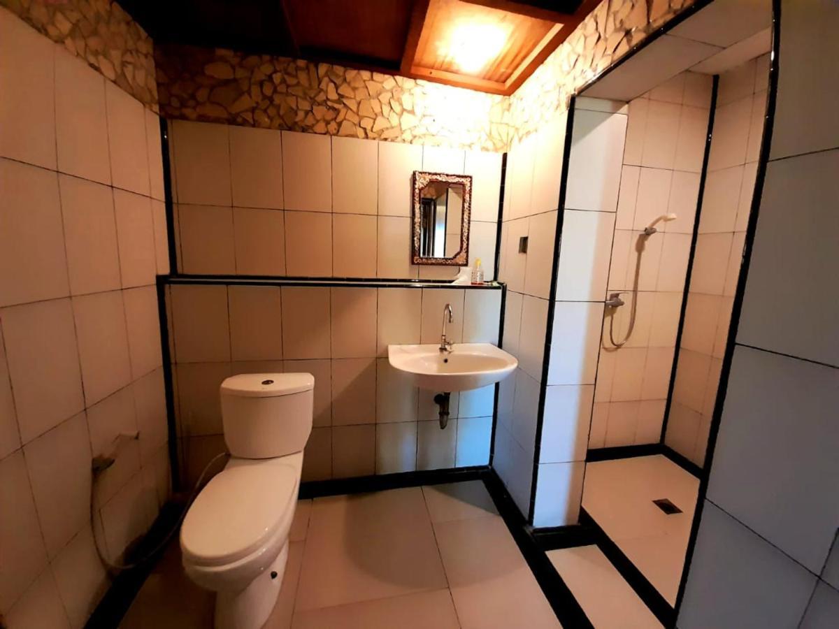 Mangga Lodge Bira Buitenkant foto