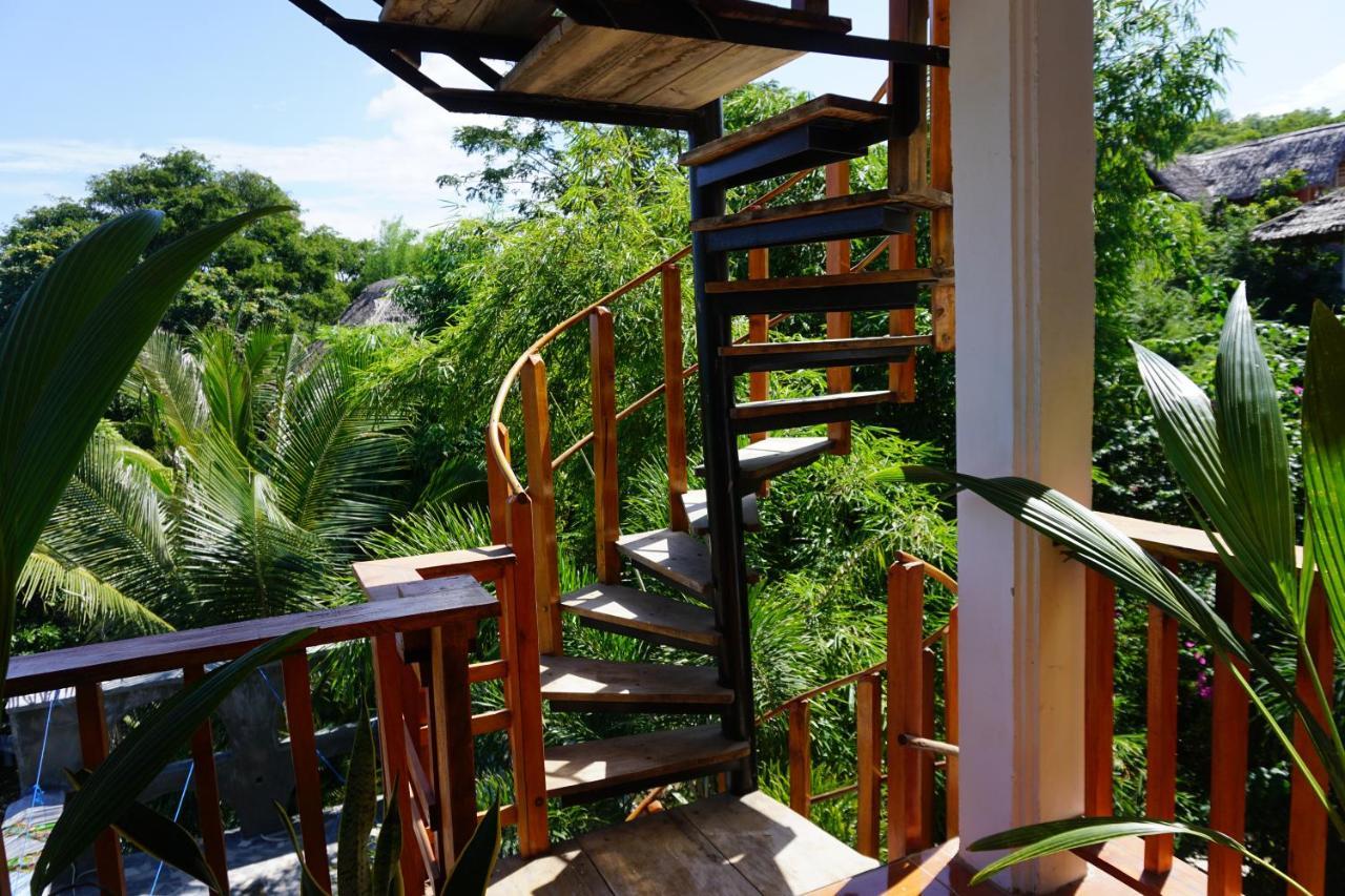Mangga Lodge Bira Buitenkant foto