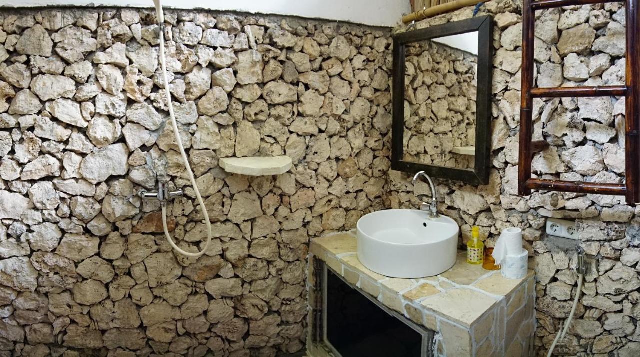 Mangga Lodge Bira Buitenkant foto